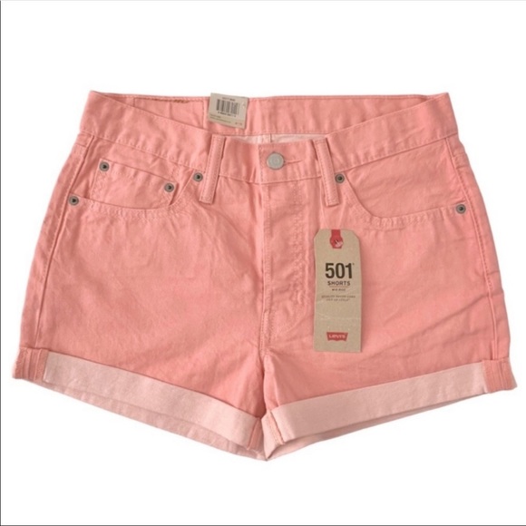 Levi's Pants - NWT Levi’s Mid Rise jean Shorts Peach Pink 30